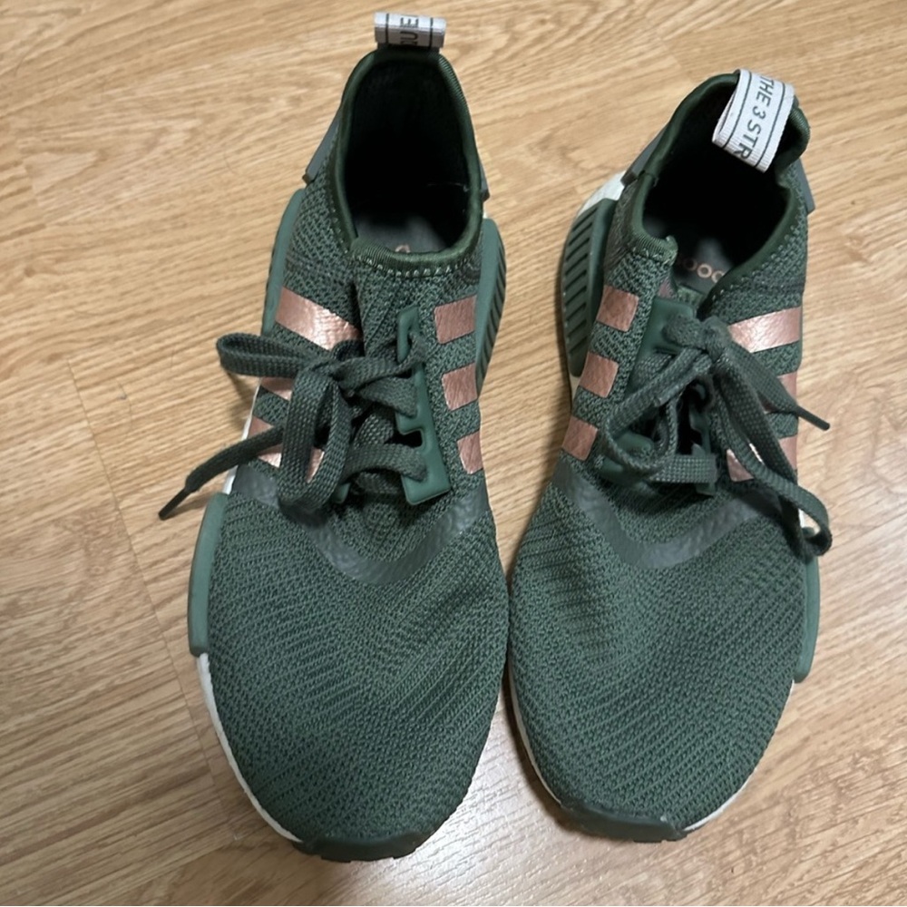 Adidas NMDs w/ boosts women’s 7.5